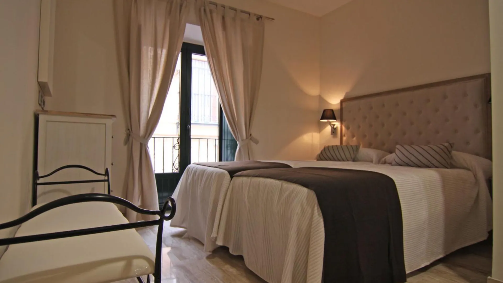 Appartamento Apartamentos Living Sevilla Centro Maestranza
