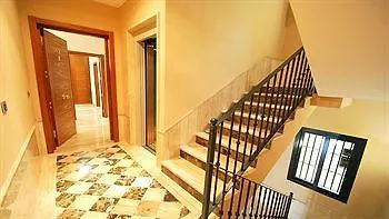 Apartamentos Living Sevilla Centro Maestranza 0*, Siviglia